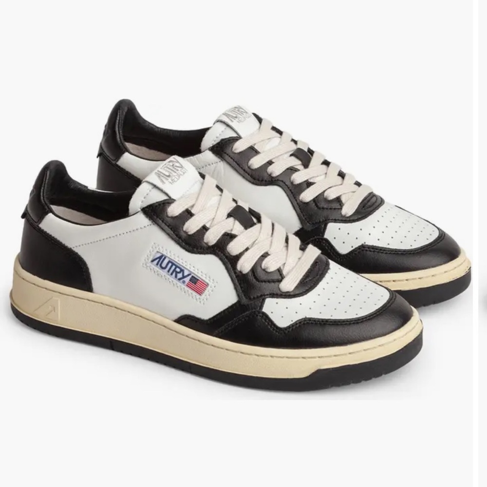 Autry Women's Black and White Sneakers